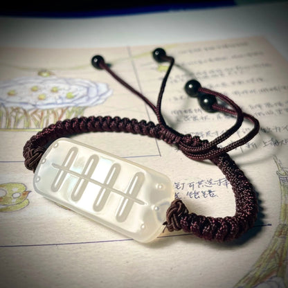 Pain/Itachi hand-carved natural agate crystal jade bracelet hand card